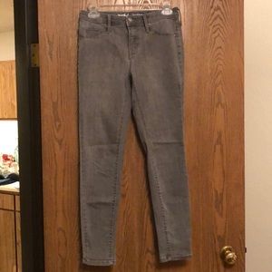 NWOT Mossimo High Rise Jeans